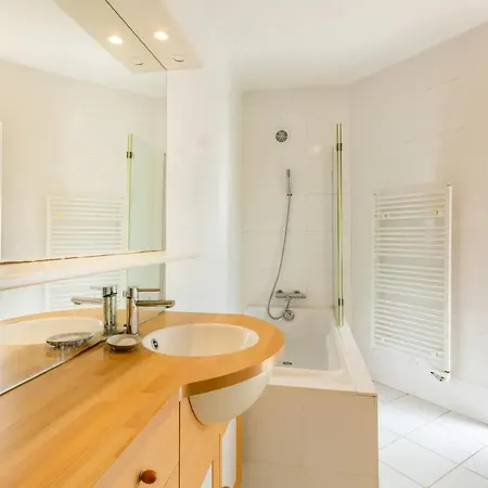 Bright 52m With Superb Panoramic View Biarritz